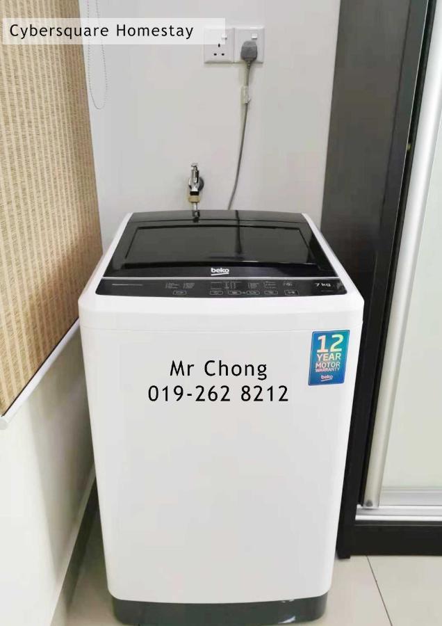 Cybersqaure Studio Suites With Netfilx @10 Min Walking Distance To Mcd Cyberjaya Exterior photo