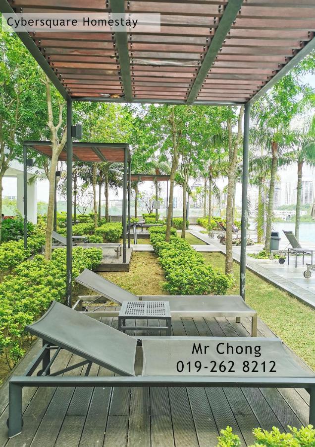 Cybersqaure Studio Suites With Netfilx @10 Min Walking Distance To Mcd Cyberjaya Exterior photo